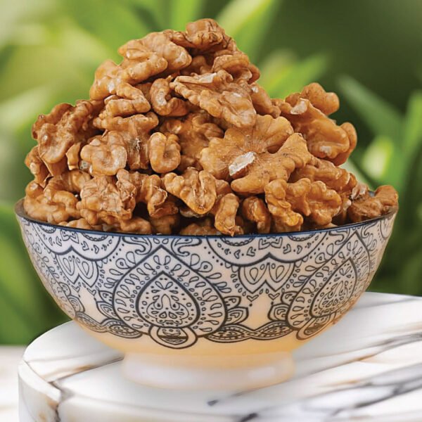Qasmi Dry Fruits Company Premium Walnut Giri (Akhrot)
